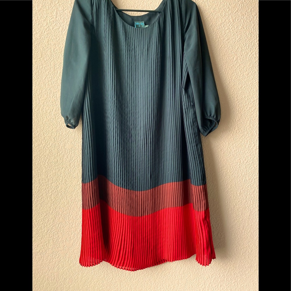 Women’s black and red dress